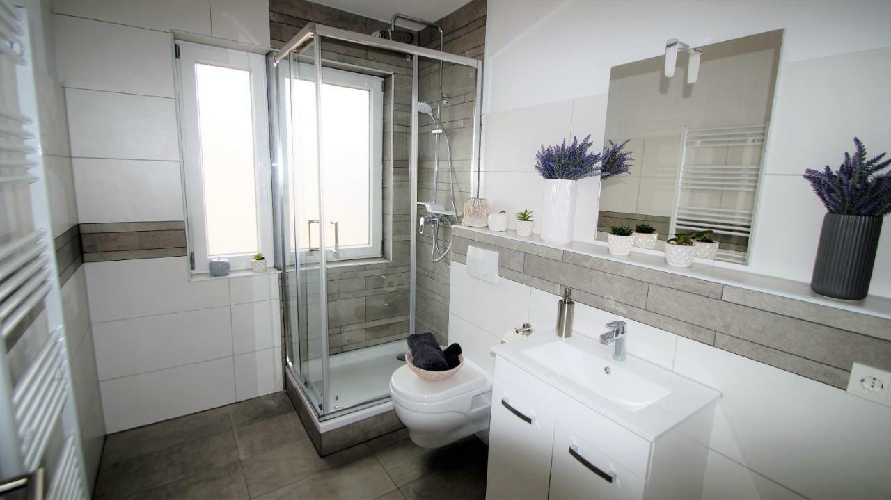 Luxus Naehe Koeln City/messe * Bergisch Gladbach